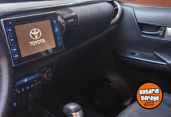 Camionetas - Toyota Hilux 2017 Diesel 147000Km - En Venta