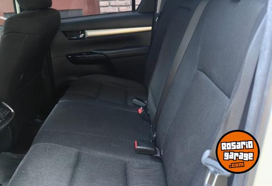 Camionetas - Toyota Hilux 2017 Diesel 147000Km - En Venta