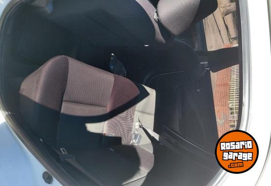 Autos - Toyota Etios xs 2016 Nafta 161000Km - En Venta