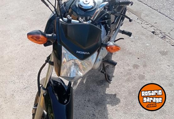 Motos - Honda Titan New 150 2017 Nafta 80000Km - En Venta