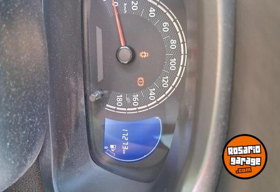 Autos - Renault KWID INTENSE 2021 Nafta 17300Km - En Venta