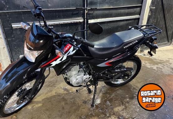 Motos - Honda XR 150 2025 Nafta 4300Km - En Venta