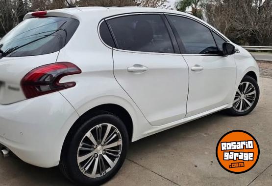 Autos - Peugeot 208 - Feline 1.6 - 2018 2018 Nafta 146000Km - En Venta