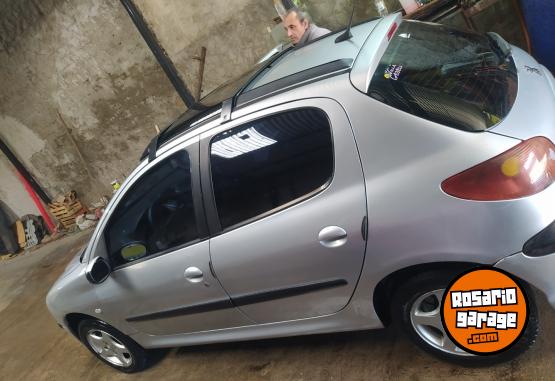 Autos - Peugeot 206 2006 Diesel 190000Km - En Venta