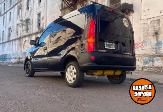 Utilitarios - Renault Kangoo 2013 Nafta 197000Km - En Venta