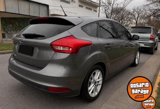 Autos - Ford Focus 2018 GNC 100000Km - En Venta