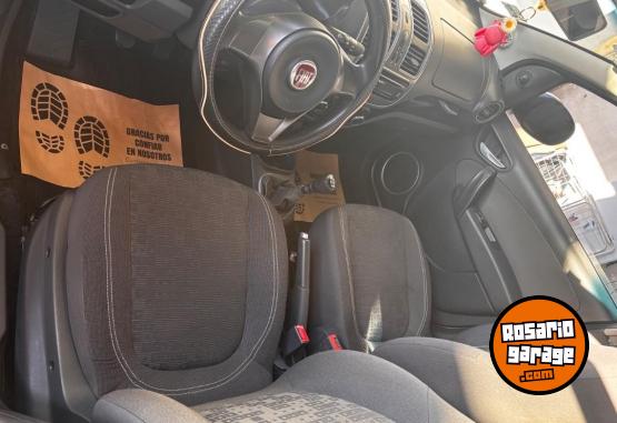 Autos - Fiat Palio 2017 GNC 85000Km - En Venta