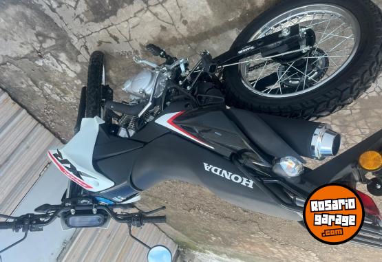 Motos - Honda XR 150 L 2025 Nafta 2000Km - En Venta