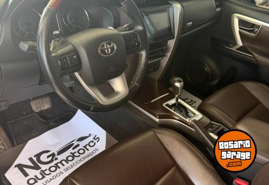 Camionetas - Toyota SW4 Srx 2017 Diesel 147000Km - En Venta