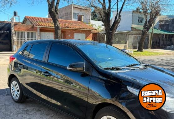Autos - Toyota TOYOTA YARIS 1.5 5 PTAS 2025 Nafta 10000Km - En Venta
