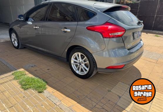 Autos - Ford FOCUS 2017 Nafta 160000Km - En Venta