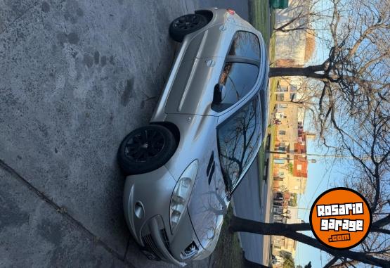 Autos - Peugeot 207 2013 Nafta 137000Km - En Venta