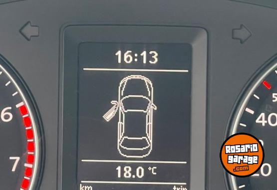 Autos - Volkswagen vento  2.5 luxury 2013 Nafta 155000Km - En Venta