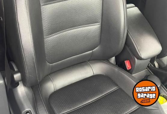 Autos - Volkswagen vento  2.5 luxury 2013 Nafta 155000Km - En Venta