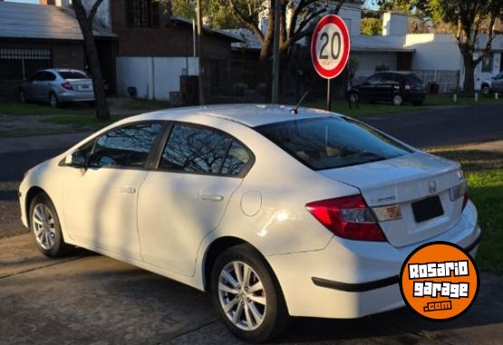 Autos - Honda Civic 2013 Nafta 180000Km - En Venta