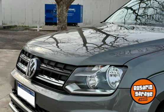 Camionetas - Volkswagen Amarok v6 confot 2021 Diesel 97000Km - En Venta