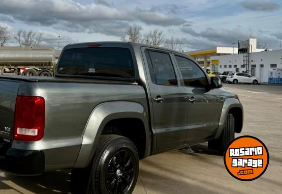 Camionetas - Volkswagen Amarok v6 confot 2021 Diesel 97000Km - En Venta