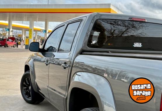Camionetas - Volkswagen Amarok v6 confot 2021 Diesel 97000Km - En Venta