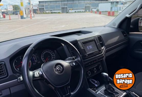 Camionetas - Volkswagen Amarok v6 confot 2021 Diesel 97000Km - En Venta