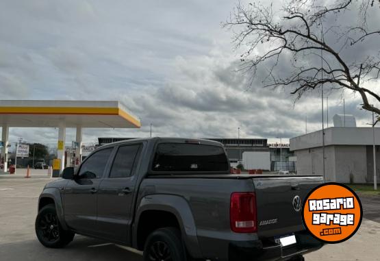 Camionetas - Volkswagen Amarok v6 confot 2021 Diesel 97000Km - En Venta