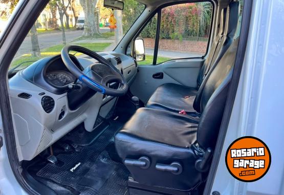 Camionetas - Renault Master 2008 Diesel 200000Km - En Venta