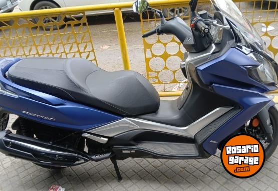 Motos - Kymco Downtown 350 ABS TCS 2025 Nafta 3600Km - En Venta