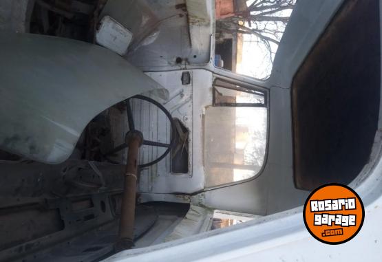 Camiones y Grúas - Cabina Dodge 800 600 200 - En Venta