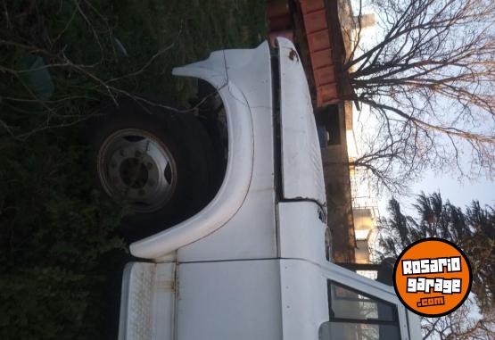 Camiones y Grúas - Cabina Dodge 800 600 200 - En Venta