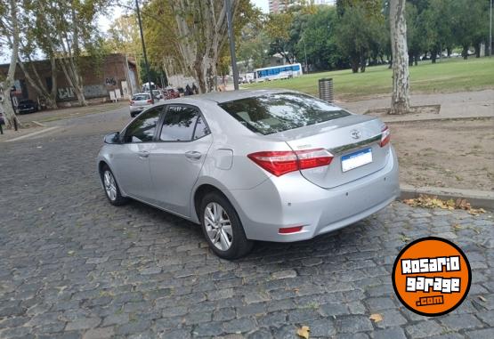 Autos - Toyota Corolla XEI CVT PACK 2016 Nafta 120000Km - En Venta