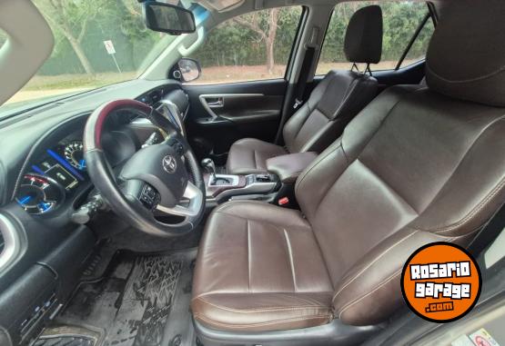 Camionetas - Toyota SW4 SRX A/T 7A 2018 Diesel 140000Km - En Venta