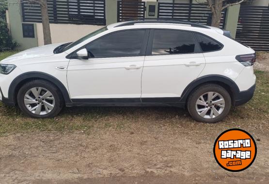 Autos - Volkswagen Nivus 2021 Nafta 104000Km - En Venta