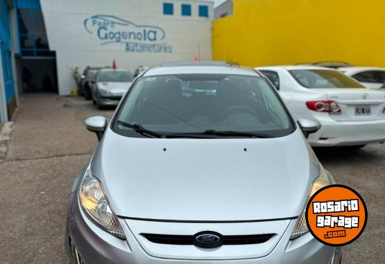 Autos - Ford Fiesta titanium 2011 Nafta 157000Km - En Venta