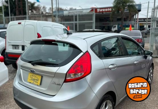 Autos - Ford Fiesta titanium 2011 Nafta 157000Km - En Venta