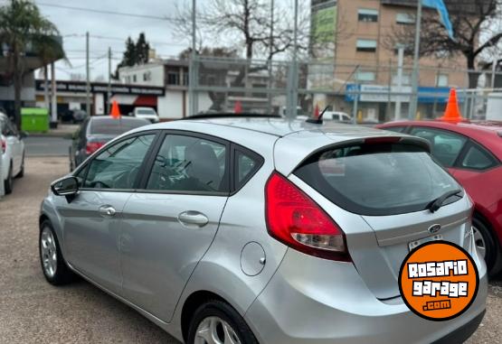 Autos - Ford Fiesta titanium 2011 Nafta 157000Km - En Venta