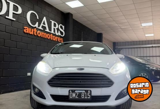 Autos - Ford Fiesta SE 2015 Nafta 130000Km - En Venta