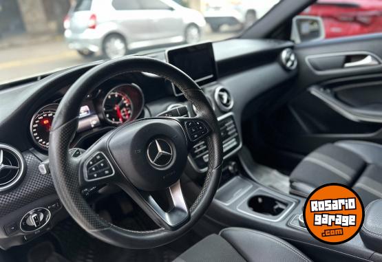 Autos - Mercedes Benz A200 Urban 2018 Nafta 115000Km - En Venta