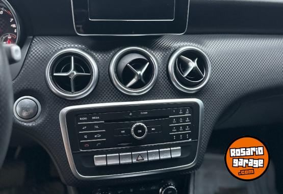 Autos - Mercedes Benz A200 Urban 2018 Nafta 115000Km - En Venta