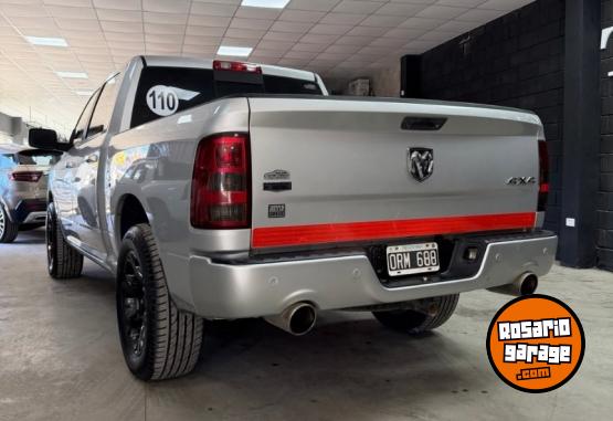 Camionetas - Dodge Ram Laramie 1500 2015 Nafta 77000Km - En Venta