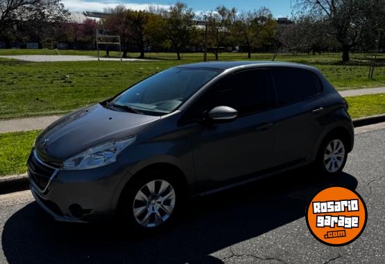 Autos - Peugeot 208 Active 1.5 2014 Nafta 130000Km - En Venta