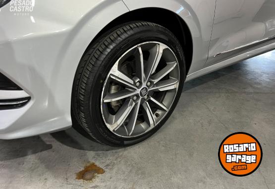 Autos - Fiat Cronos Precision 1.8 2021 Nafta 60900Km - En Venta