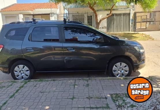 Camionetas - Chevrolet SPIN 2016 Nafta 210000Km - En Venta