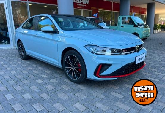 Autos - Volkswagen Vento GLI 2026 Nafta 4000Km - En Venta