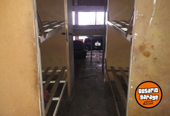 Camiones y Grúas - MERCEDES BENZ FURGÓN HOMOLOGADO - En Venta
