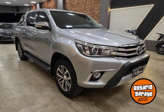 Camionetas - Toyota HILUX SRX 2.8L 4X4 AT 2016 Diesel 250000Km - En Venta