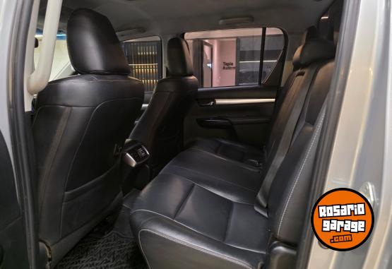 Camionetas - Toyota HILUX SRX 2.8L 4X4 AT 2016 Diesel 250000Km - En Venta