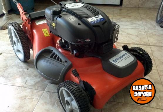 Herramientas - CORTADORA DE CESPED HUSQVARNA - POCO USO - En Venta