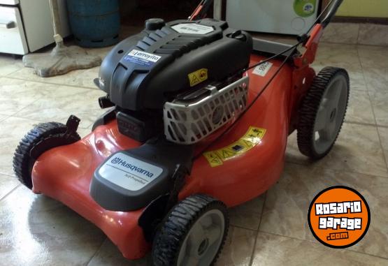 Herramientas - CORTADORA DE CESPED HUSQVARNA - POCO USO - En Venta