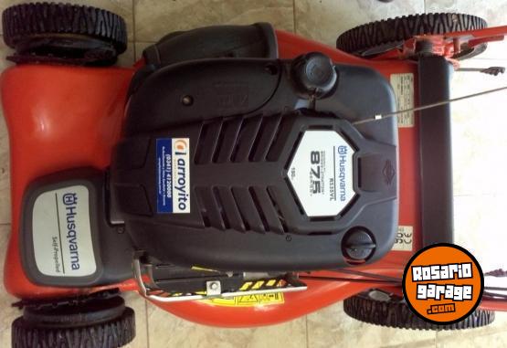 Herramientas - CORTADORA DE CESPED HUSQVARNA - POCO USO - En Venta