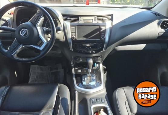 Camionetas - Nissan FRONTIER PLATINUM 4�4 AT 2023 Diesel 63118Km - En Venta