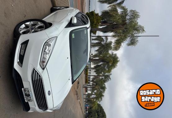 Autos - Ford Se plus 2.0 2015 Nafta 129000Km - En Venta